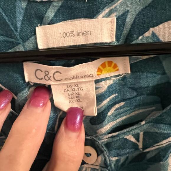 C&C California teal tropical print 100% linen button up top size xl - Picture 2 of 4